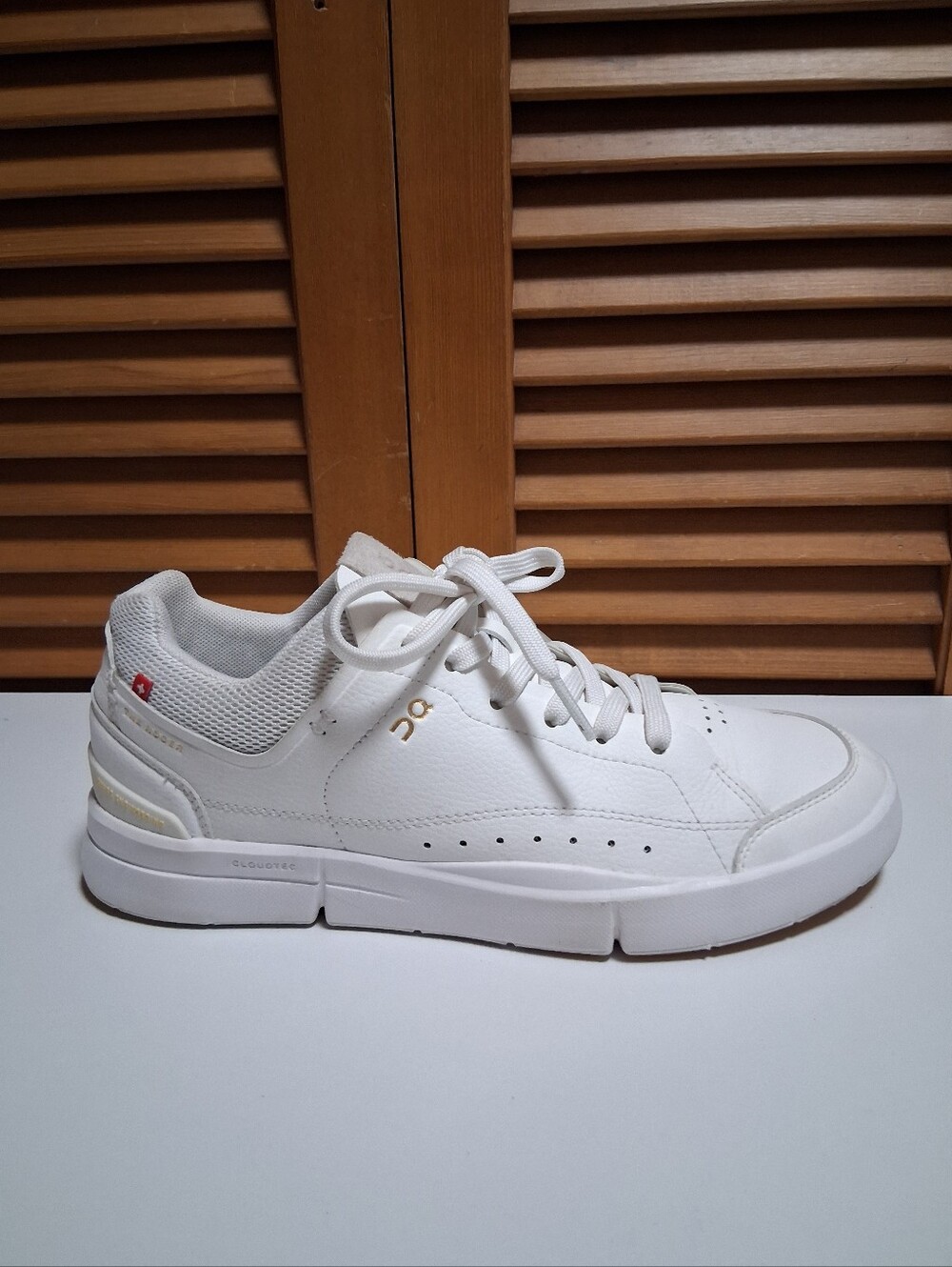 On The Roger Centre Court Women's Tennis Shoe * Size: 8